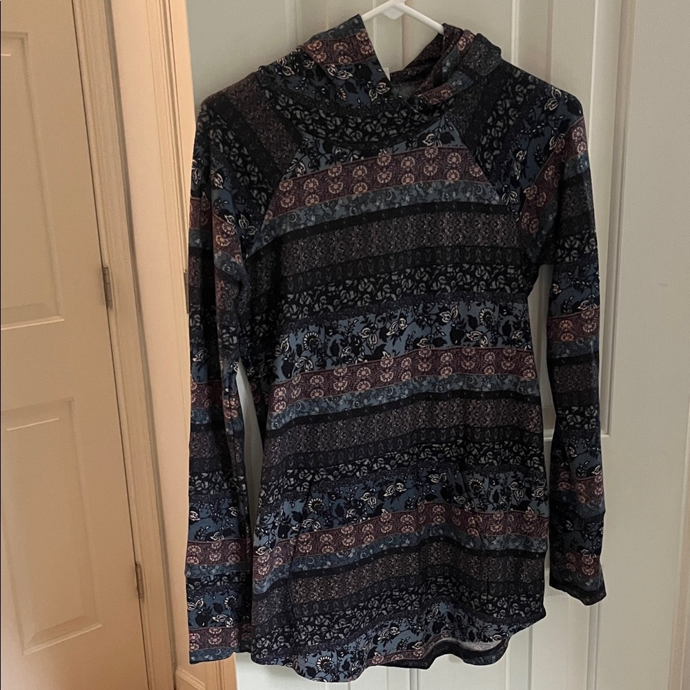 LuLaRoe Multicolor Patterned Top